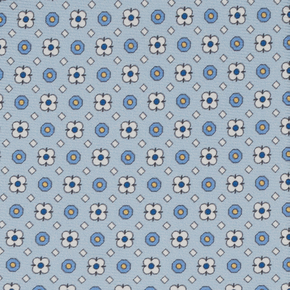 1999 Collection Tie in Heavy Silk Blue Geometric Pattern