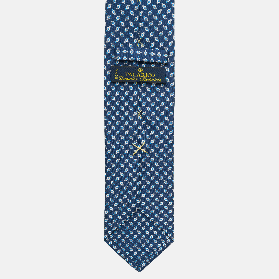3 fold tie - M37868