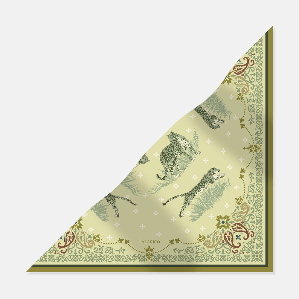 Foulard Triangolo In Seta Twill Nido Felino