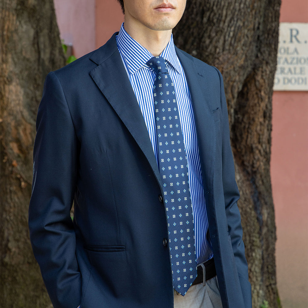 1999 Collection Tie in Heavy Silk Geometric Pattern Blue Green