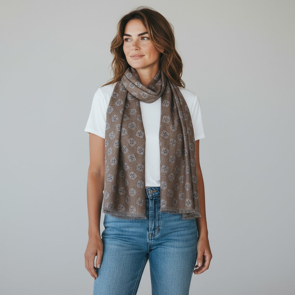 TWO-TONE SCARF WITH BROWN PATTERN - 2025361