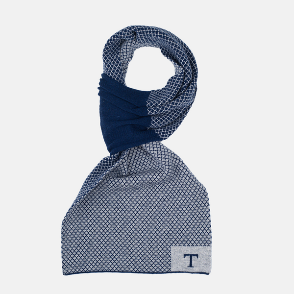 Comma neck warmer