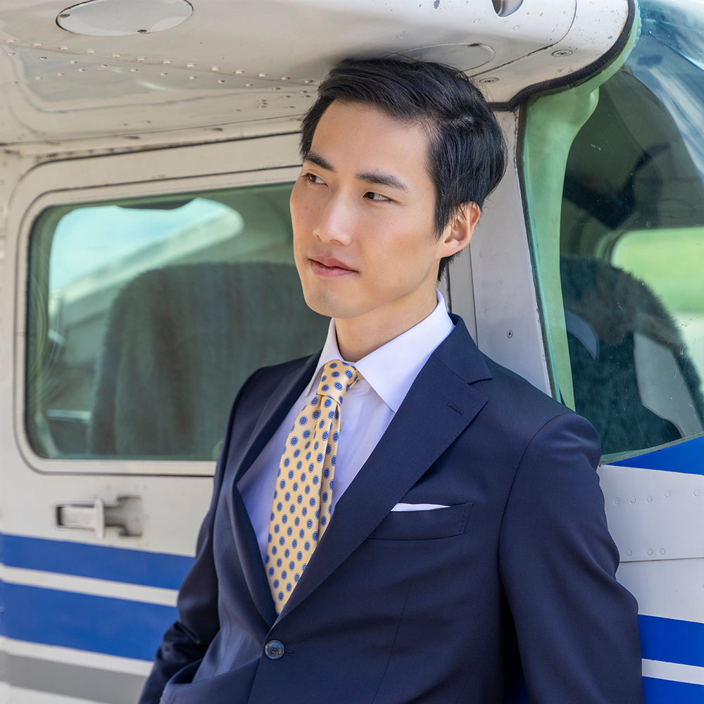 1999 Collection Tie in Heavy Silk Blue Geometric Pattern