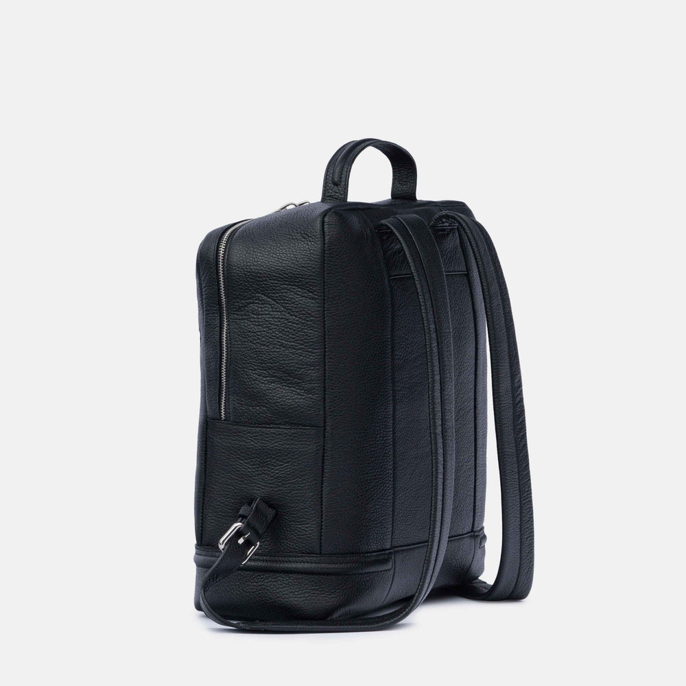 Zaino in Pelle Martellata Nero