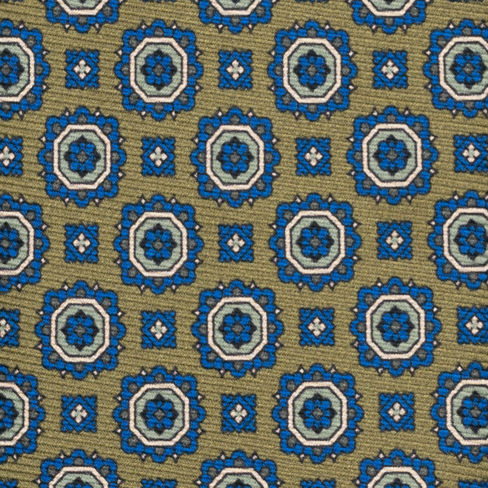 1999 Collection Heavy Silk Tie, Blue and Red JD04