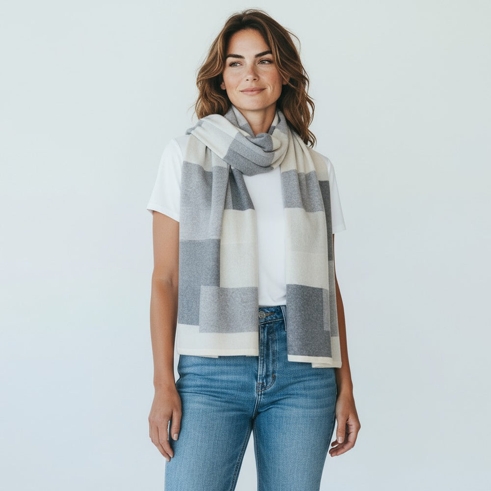 MONDRIAN WOOL SCARF IN CREAM AND GREY - 102M