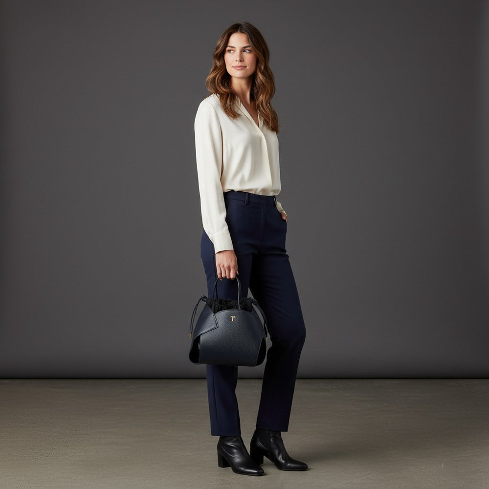 PomPon Bag Talarico in hammered leather