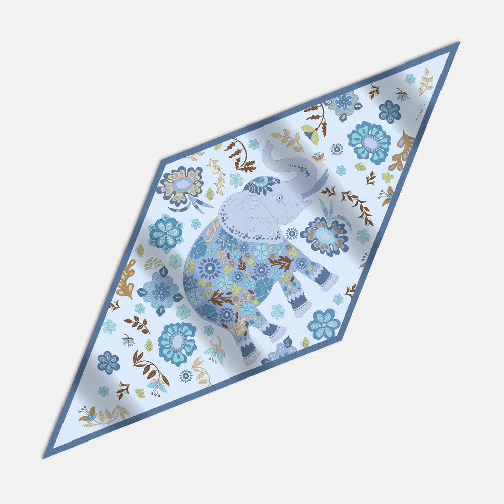 Oriental Breath Twill Silk Diamond Scarf
