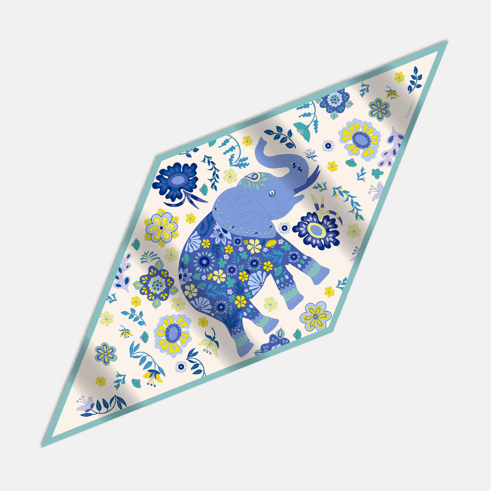 Oriental Breath Twill Silk Diamond Scarf