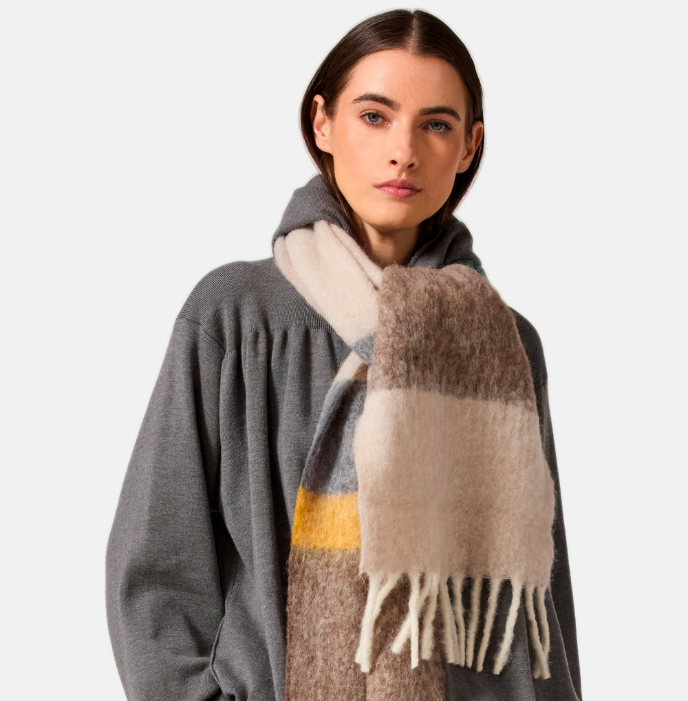 ALPACA SCARF