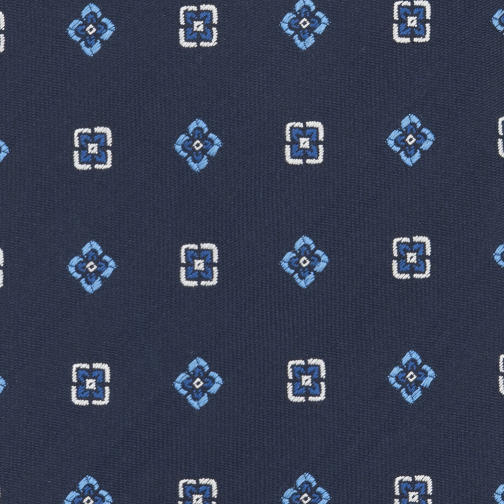 1999 Collection Tie in Heavy Silk Geometric Pattern Light Blue